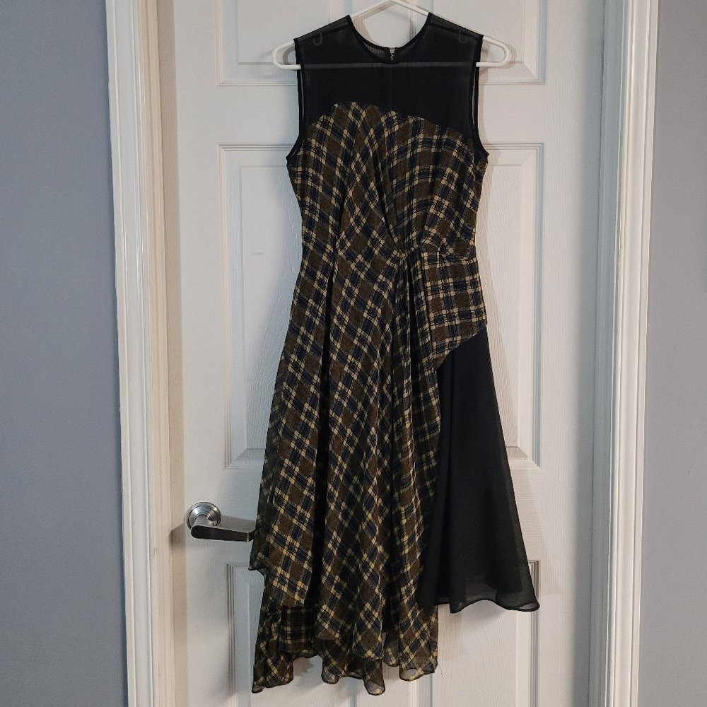 Stylist Patterned Black Dress